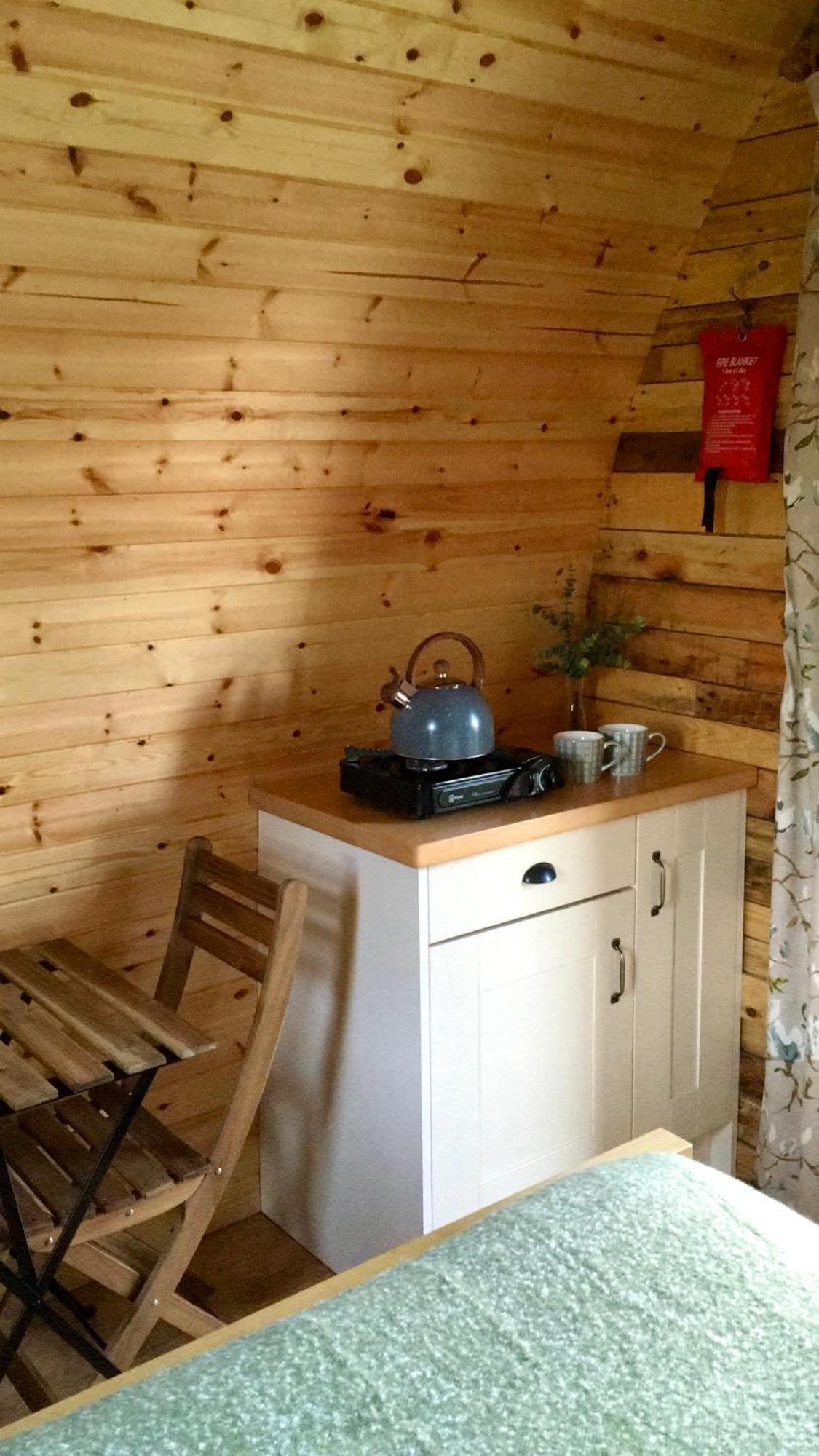 Alder Pod, Clay Bank Huts Hotel Ingleby Greenhow Bagian luar foto